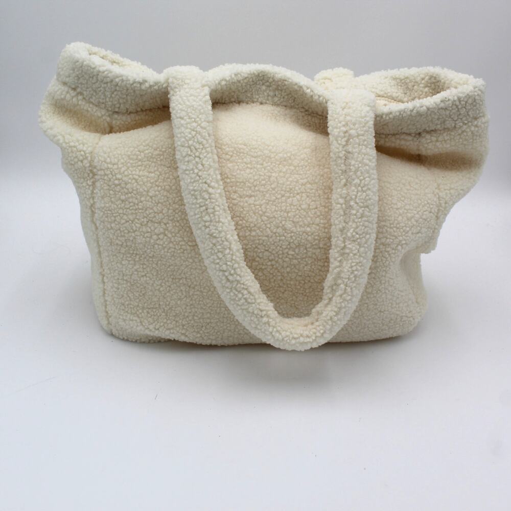 Gap Sherpa Tote Bag Cream Fleece Large Overnight Travel Cozy Minimalist Teddy - Picture 3 of 9
